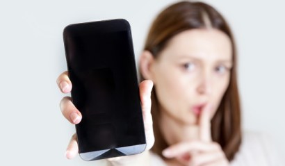 Přepněte telefon do tichého režimu