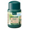 Koupelová sůl Kneipp Mindful forest 500 g s vůní lesa